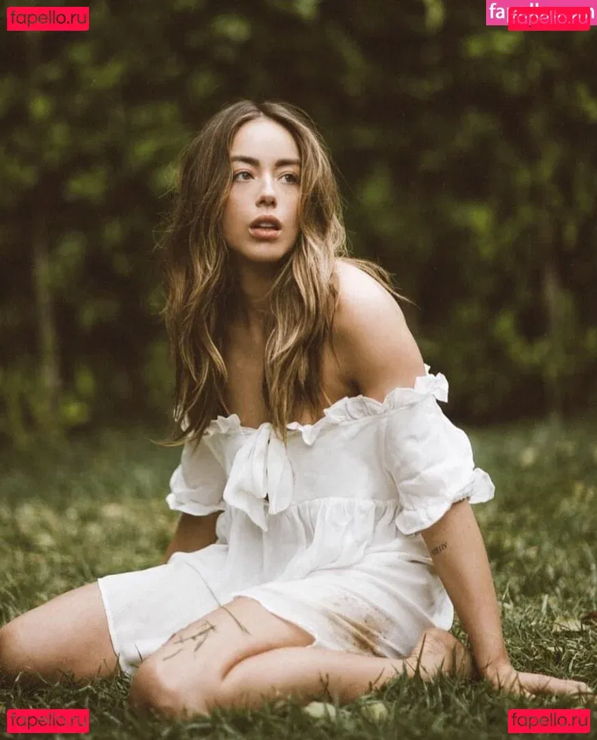 Chloe Bennet Onlyfans Photo Gallery 