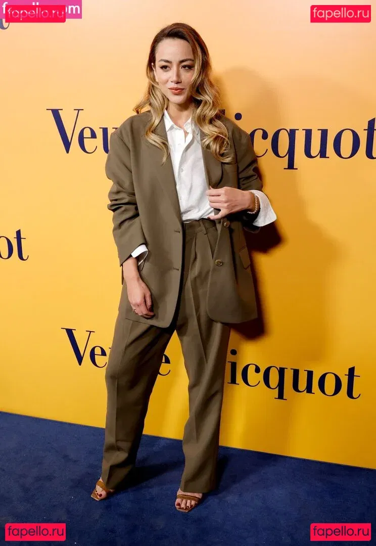 Chloe Bennet Onlyfans Photo Gallery 