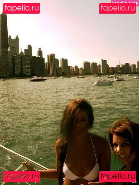 Chloe Bennet Onlyfans Photo Gallery 