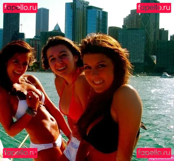 Chloe Bennet Onlyfans Photo Gallery 