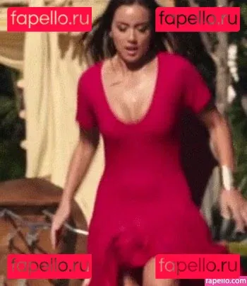 Chloe Bennet Onlyfans Photo Gallery 