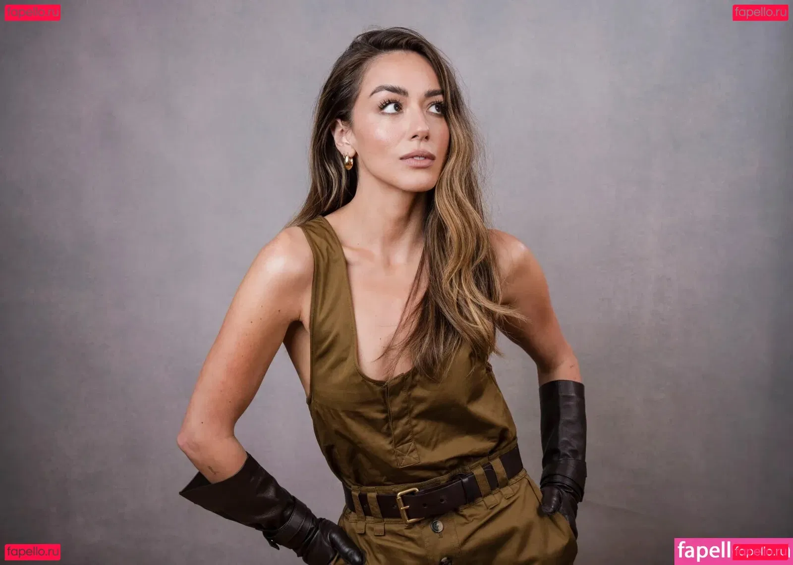 Chloe Bennet Onlyfans Photo Gallery 