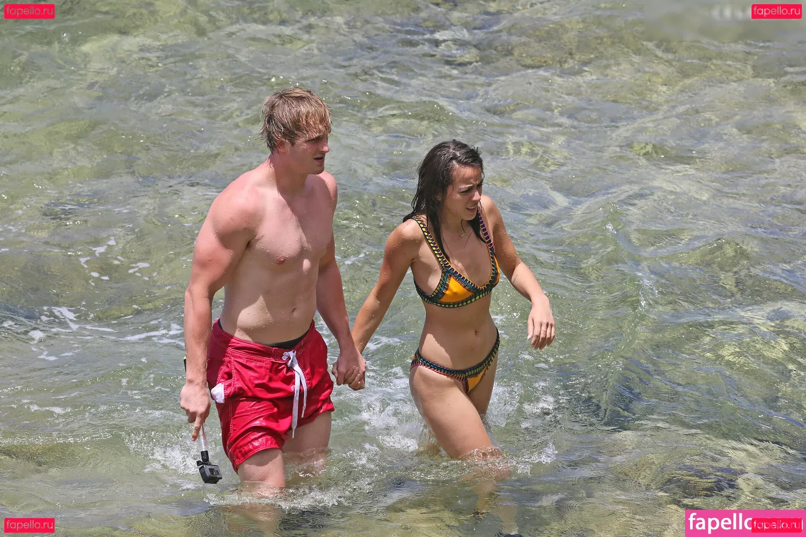 Chloe Bennet Onlyfans Photo Gallery 