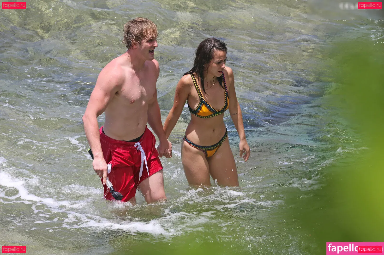 Chloe Bennet Onlyfans Photo Gallery 