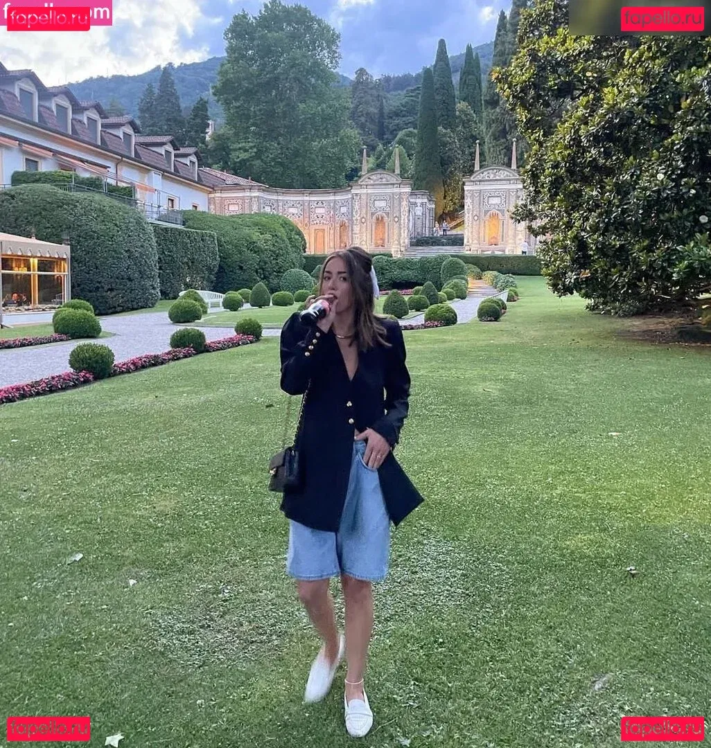 Chloe Bennet Onlyfans Photo Gallery 