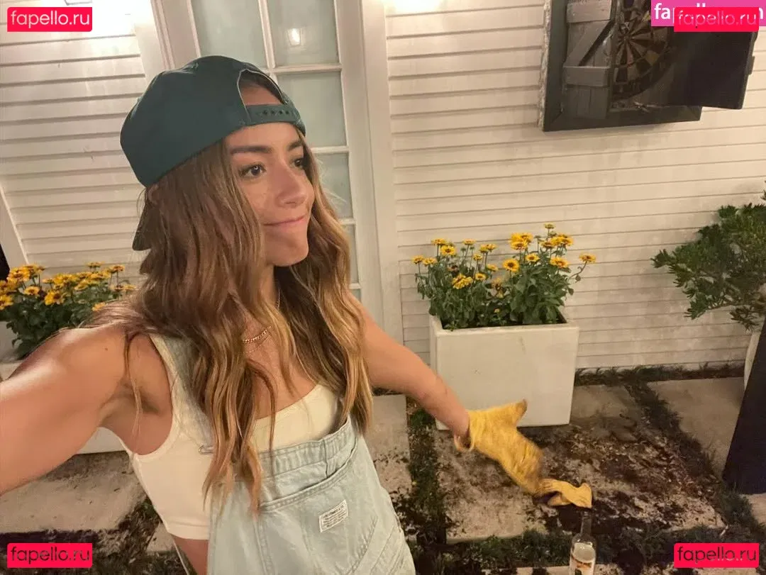 Chloe Bennet Onlyfans Photo Gallery 