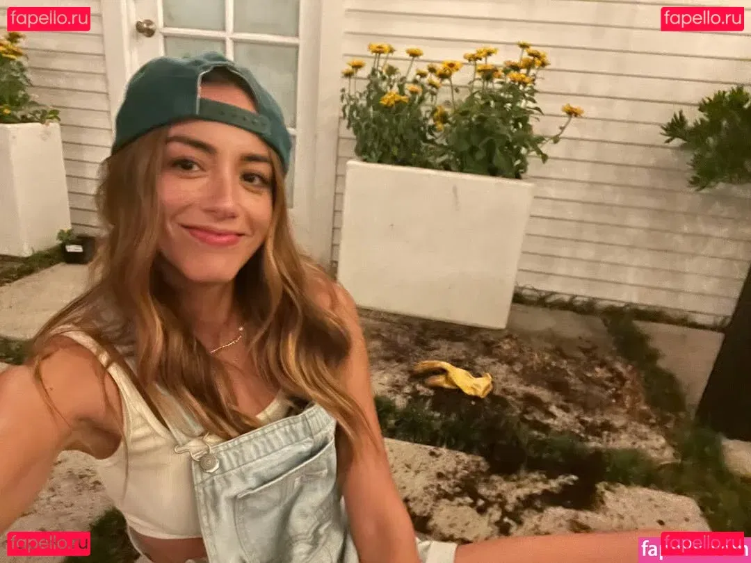 Chloe Bennet Onlyfans Photo Gallery 