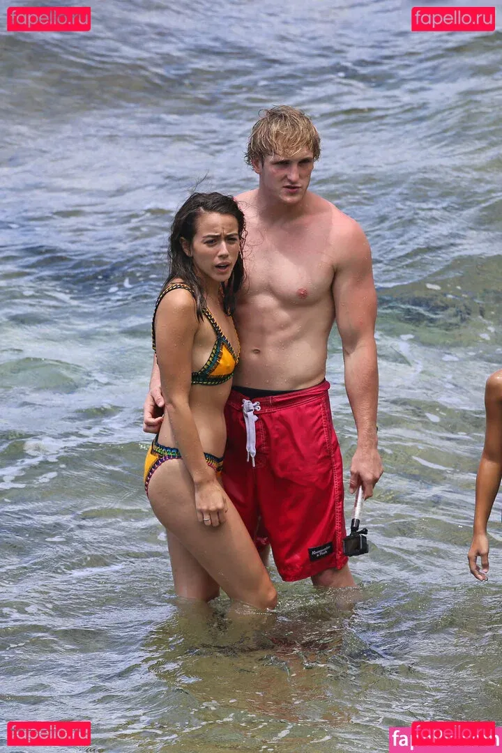 Chloe Bennet Onlyfans Photo Gallery 