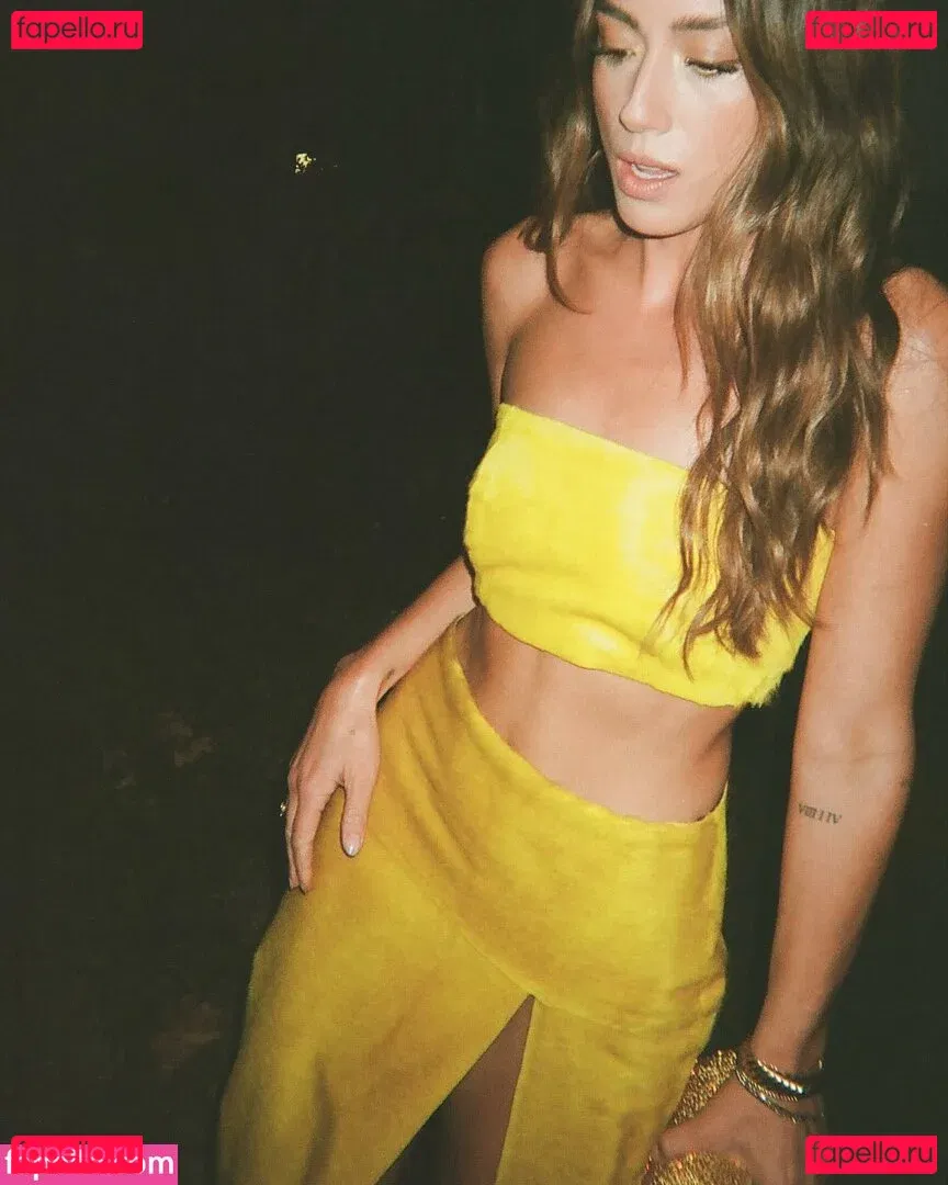 Chloe Bennet Onlyfans Photo Gallery 