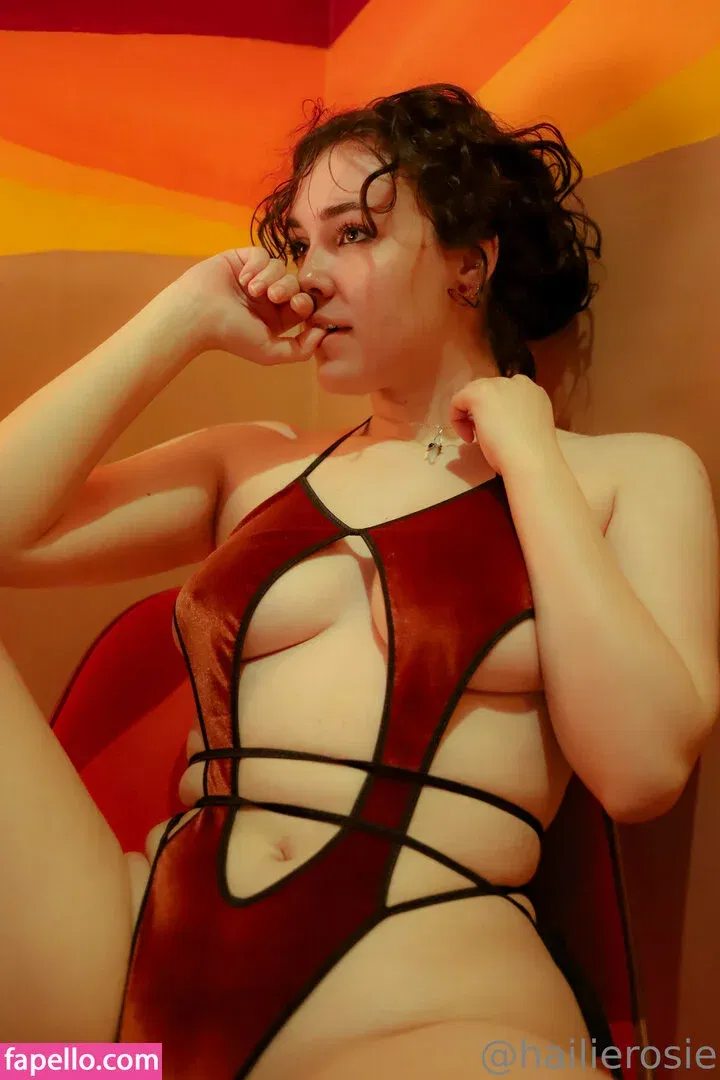 hailierosie Onlyfans Photo Gallery 