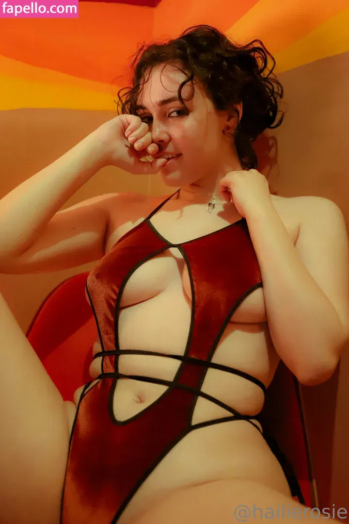 hailierosie Onlyfans Photo Gallery 