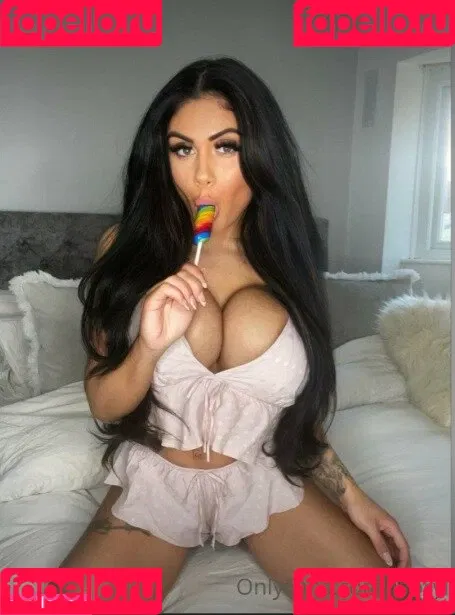 Linsay Streatfield Onlyfans Photo Gallery 