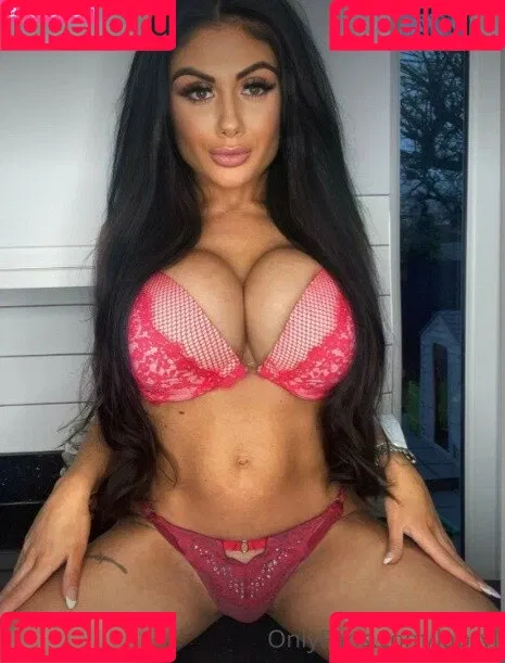 Linsay Streatfield Onlyfans Photo Gallery 