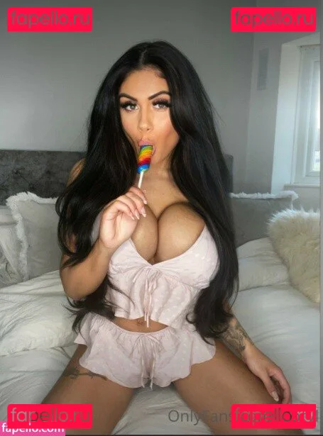 Linsay Streatfield Onlyfans Photo Gallery 