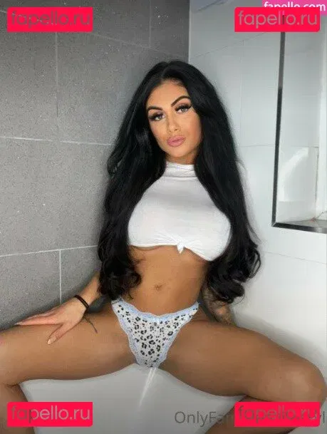 Linsay Streatfield Onlyfans Photo Gallery 