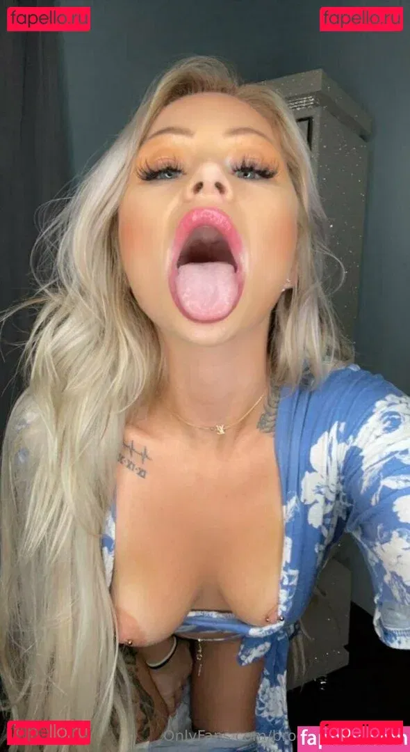brookegonerouge Onlyfans Photo Gallery 
