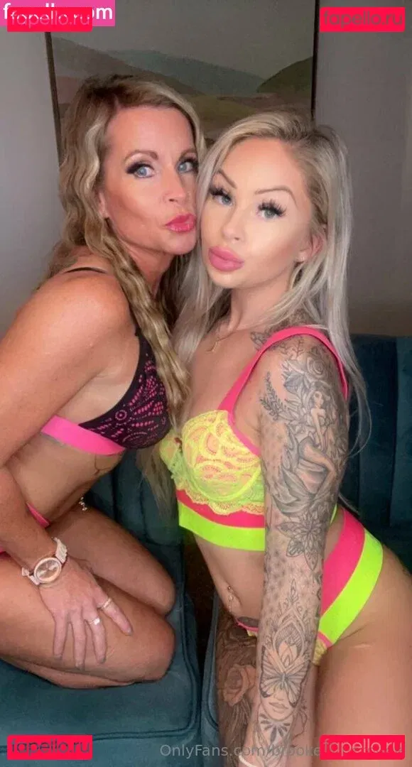 brookegonerouge Onlyfans Photo Gallery 