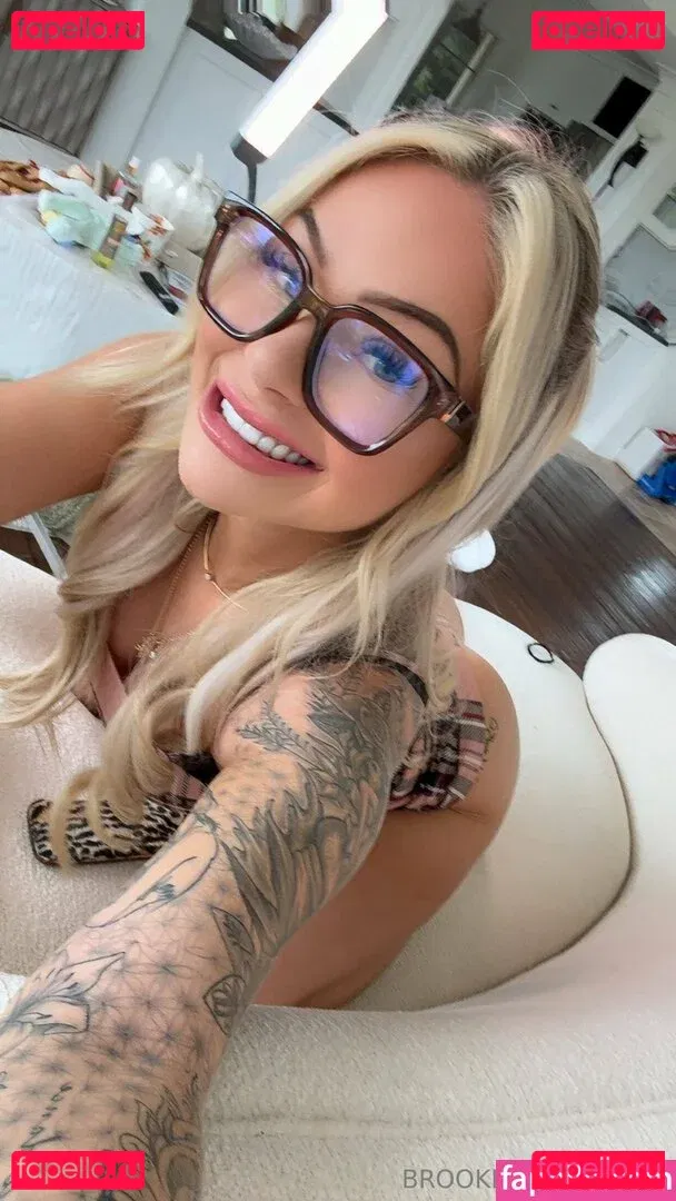brookegonerouge Onlyfans Photo Gallery 