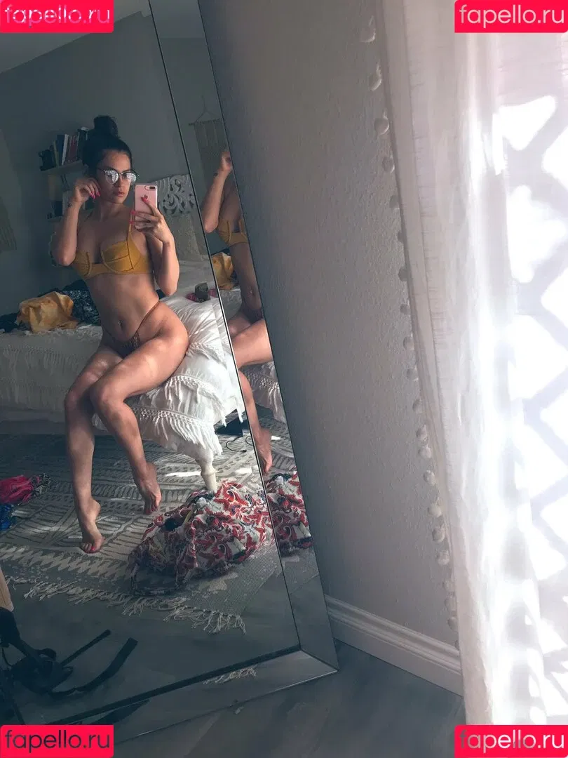Vanessa Veracruz Onlyfans Photo Gallery 
