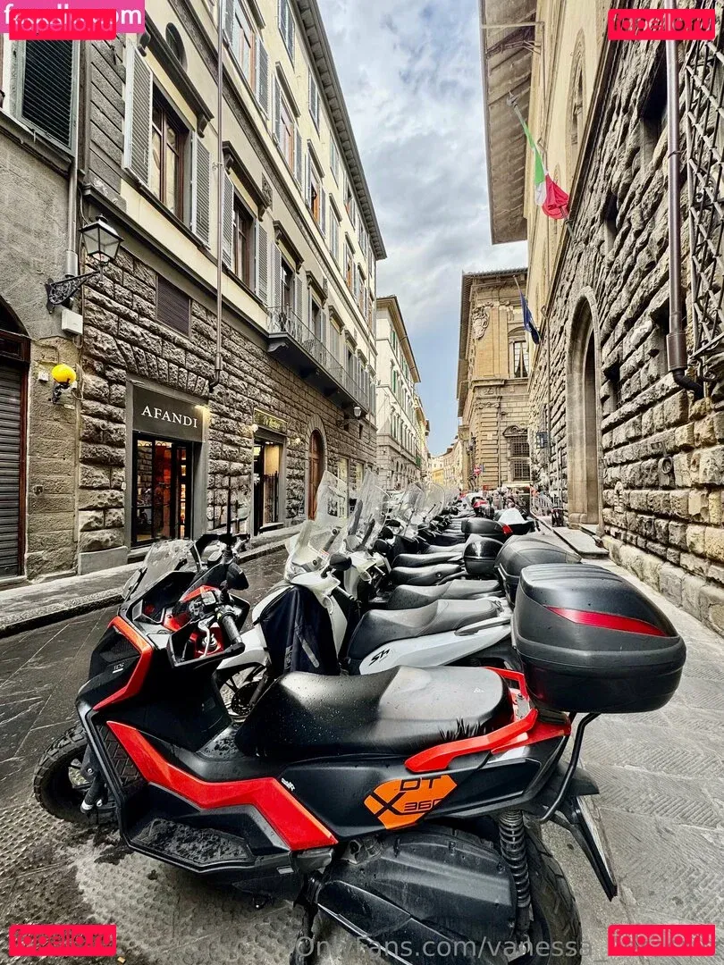 Vanessa Veracruz Onlyfans Photo Gallery 