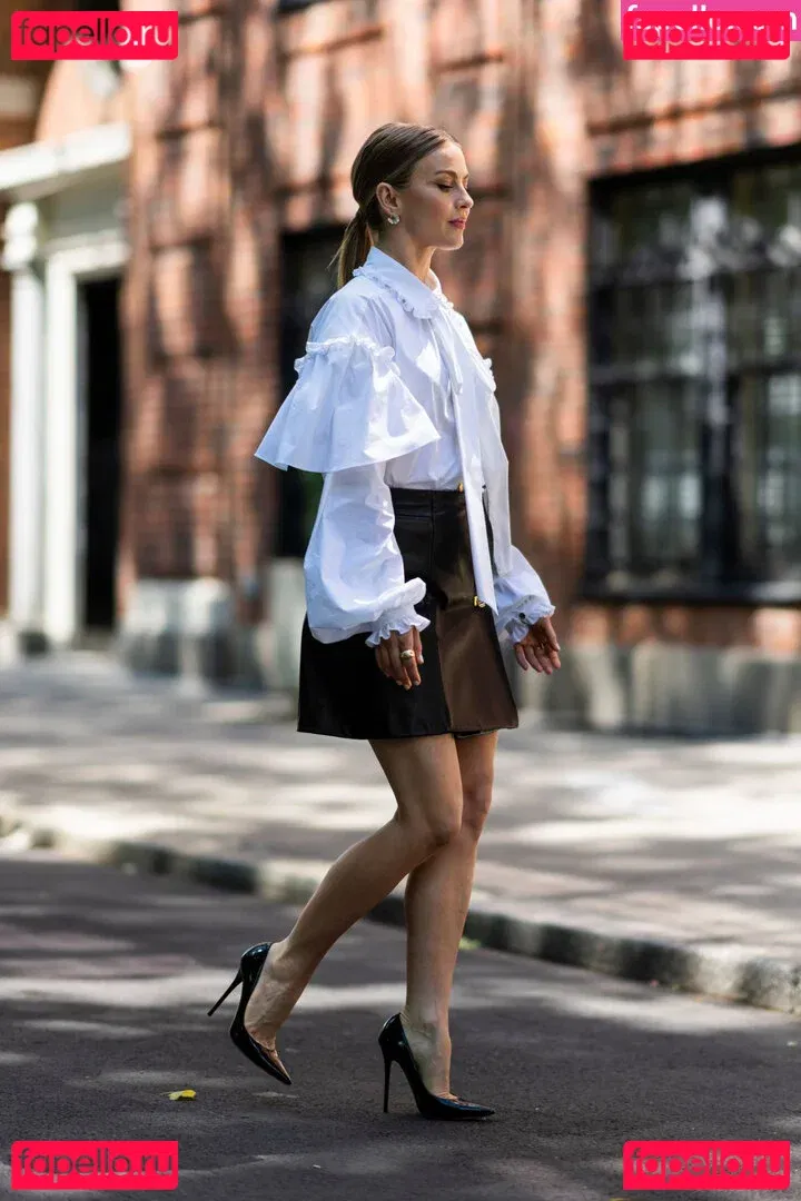 Julianne Hough Onlyfans Photo Gallery 