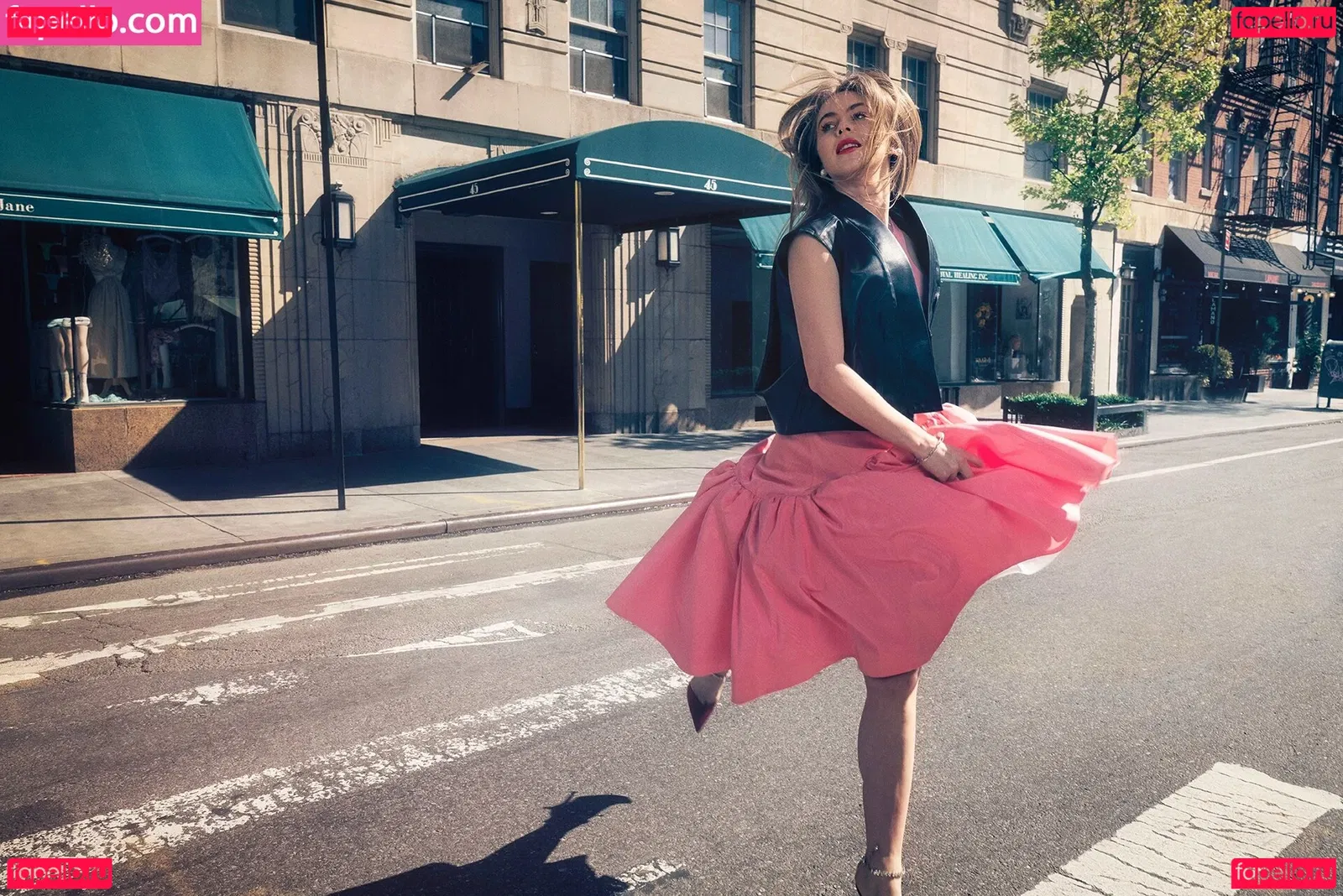 Julianne Hough Onlyfans Photo Gallery 