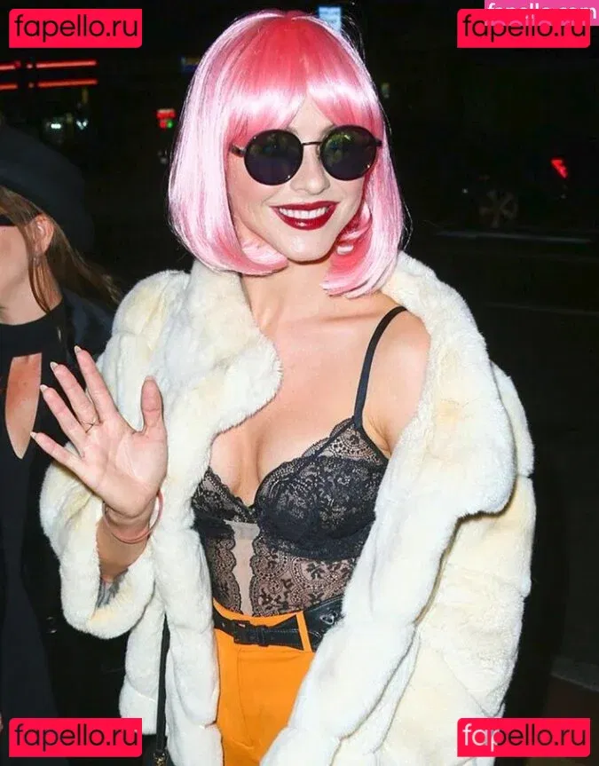 Julianne Hough Onlyfans Photo Gallery 