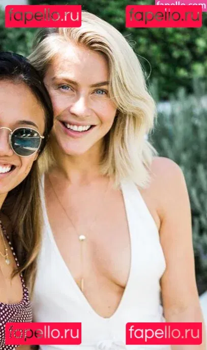 Julianne Hough Onlyfans Photo Gallery 