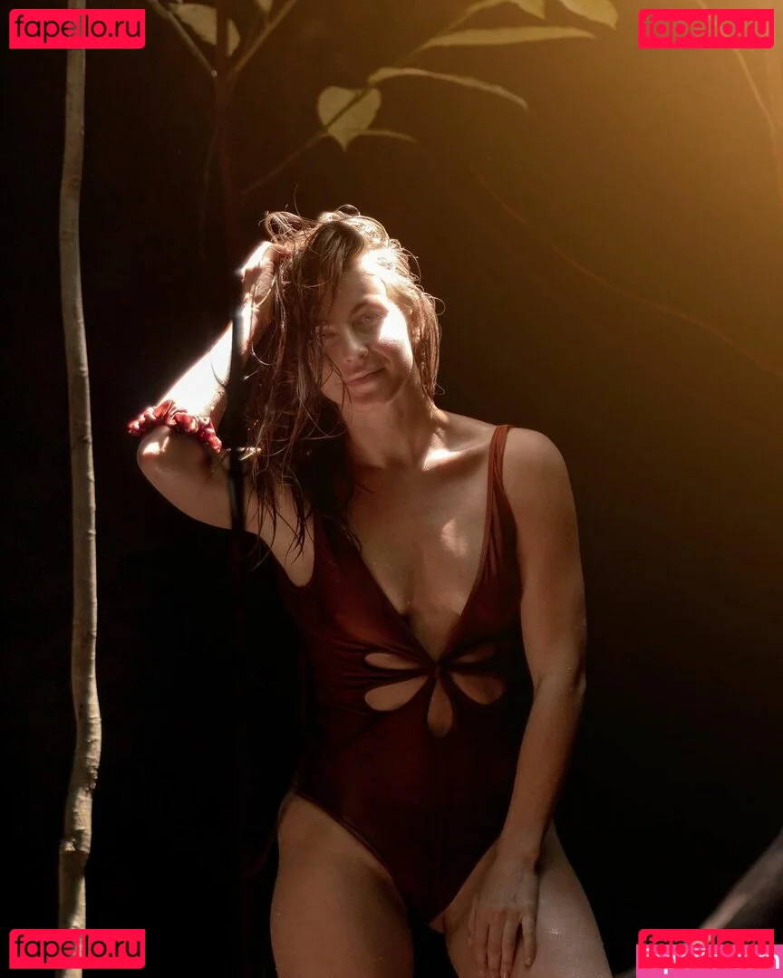 Julianne Hough Onlyfans Photo Gallery 