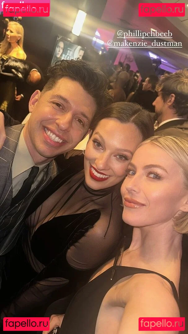 Julianne Hough Onlyfans Photo Gallery 