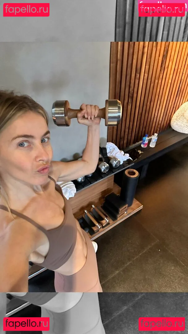 Julianne Hough Onlyfans Photo Gallery 