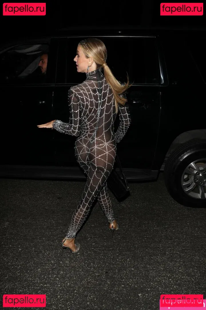 Julianne Hough Onlyfans Photo Gallery 