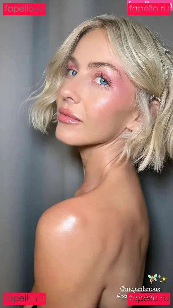 Julianne Hough Onlyfans Photo Gallery 