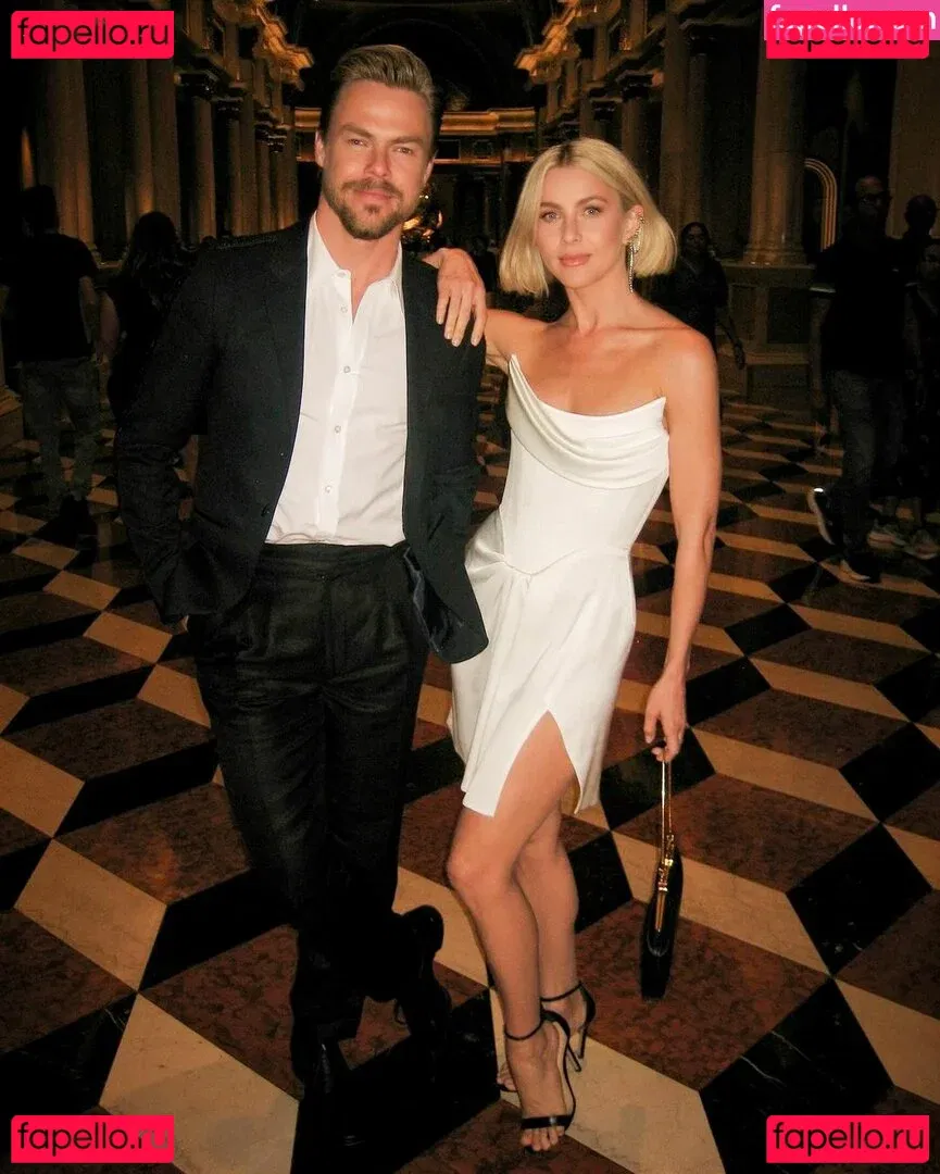 Julianne Hough Onlyfans Photo Gallery 