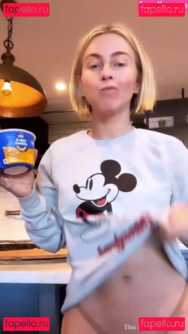 Julianne Hough Onlyfans Photo Gallery 