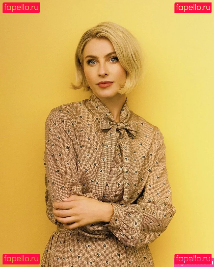 Julianne Hough Onlyfans Photo Gallery 