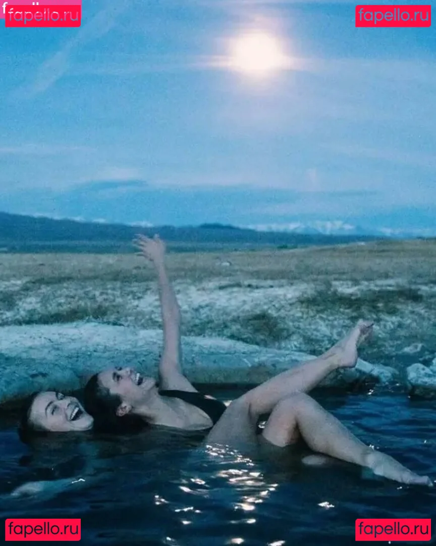 Julianne Hough Onlyfans Photo Gallery 