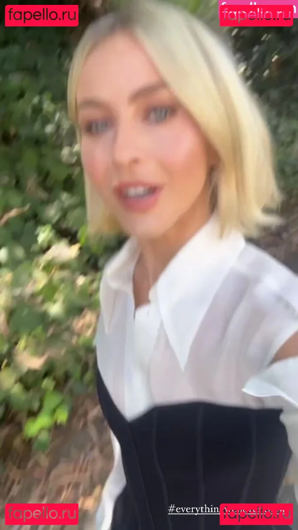 Julianne Hough Onlyfans Photo Gallery 