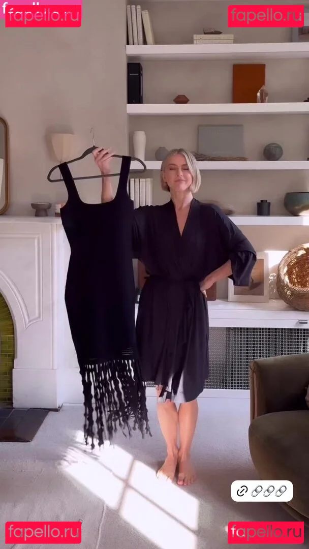 Julianne Hough Onlyfans Photo Gallery 