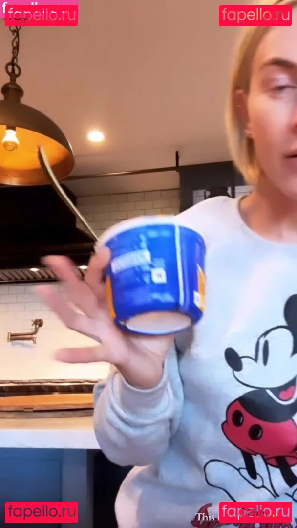 Julianne Hough Onlyfans Photo Gallery 