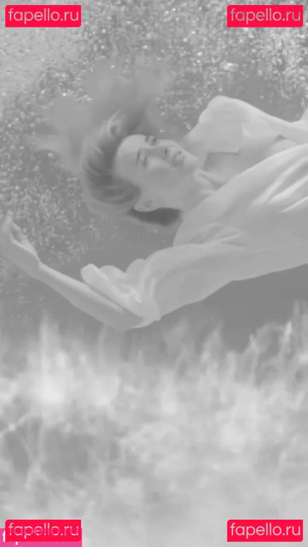 Julianne Hough Onlyfans Photo Gallery 