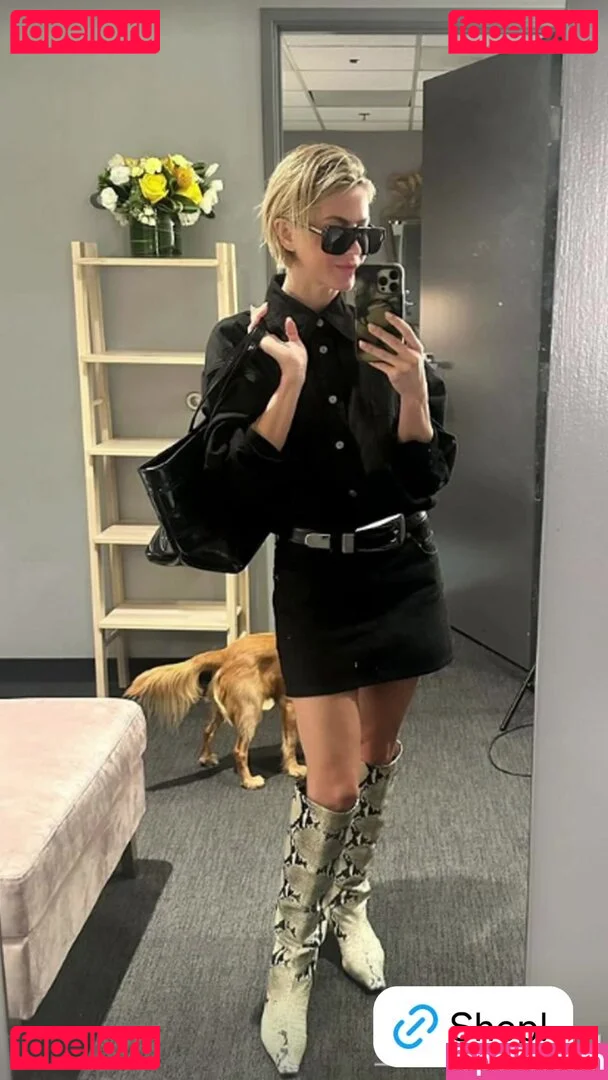 Julianne Hough Onlyfans Photo Gallery 