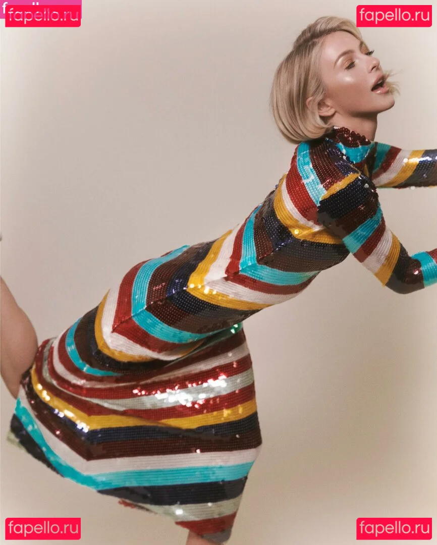 Julianne Hough Onlyfans Photo Gallery 