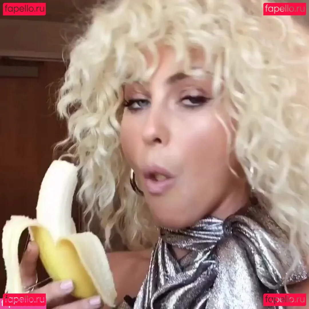 Julianne Hough Onlyfans Photo Gallery 