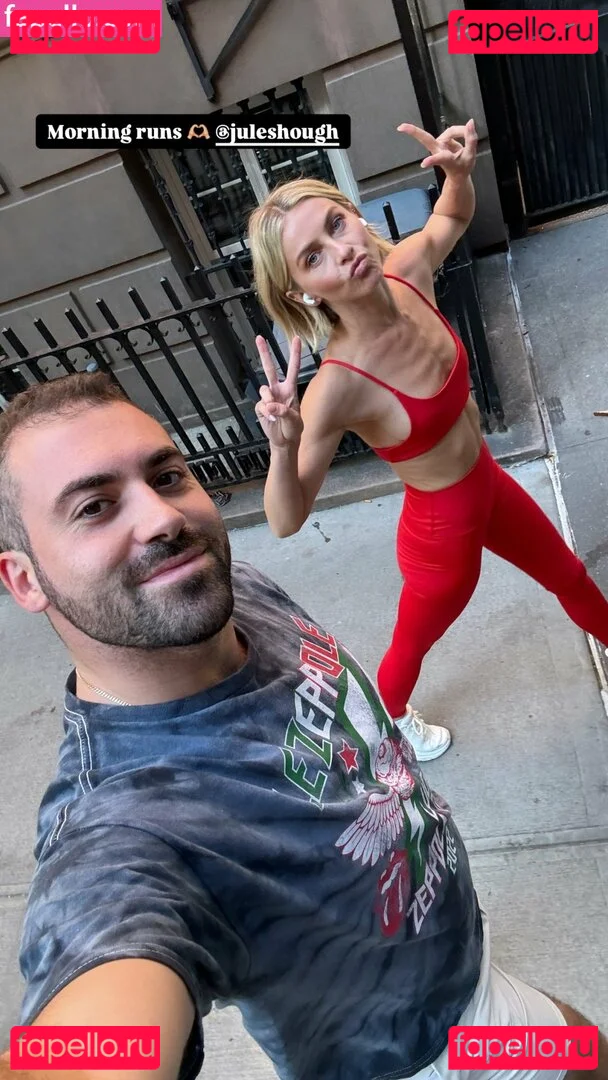 Julianne Hough Onlyfans Photo Gallery 