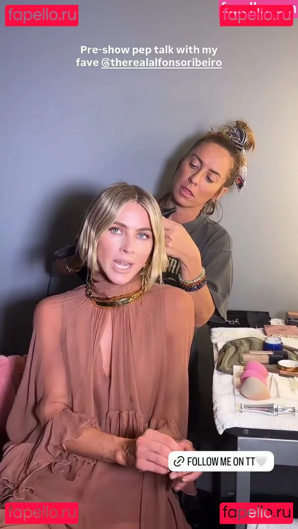 Julianne Hough Onlyfans Photo Gallery 