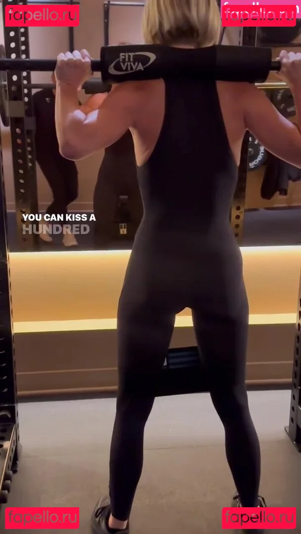 Julianne Hough Onlyfans Photo Gallery 