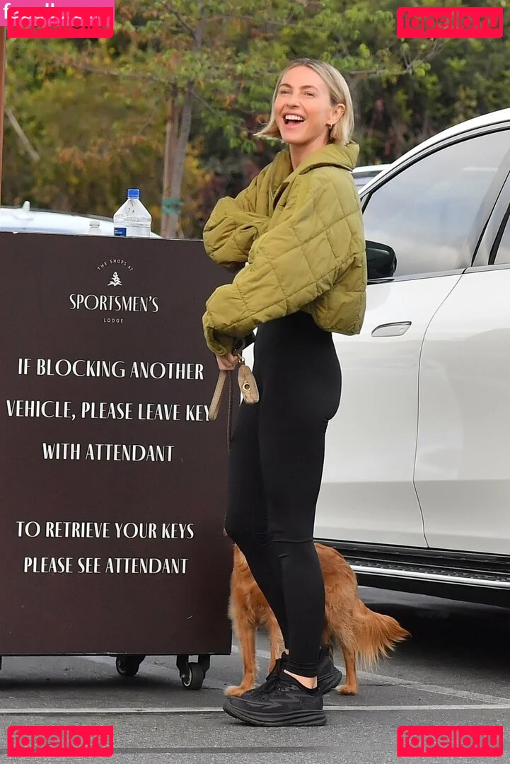 Julianne Hough Onlyfans Photo Gallery 