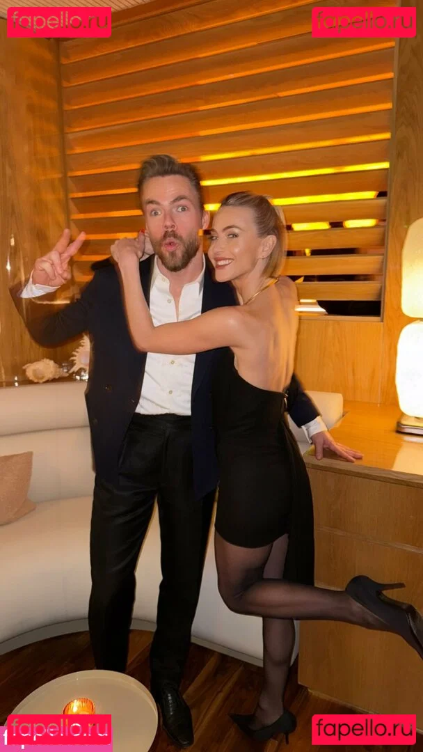 Julianne Hough Onlyfans Photo Gallery 