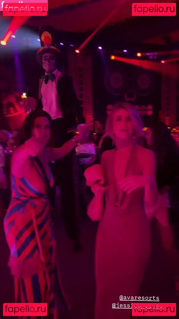 Julianne Hough Onlyfans Photo Gallery 